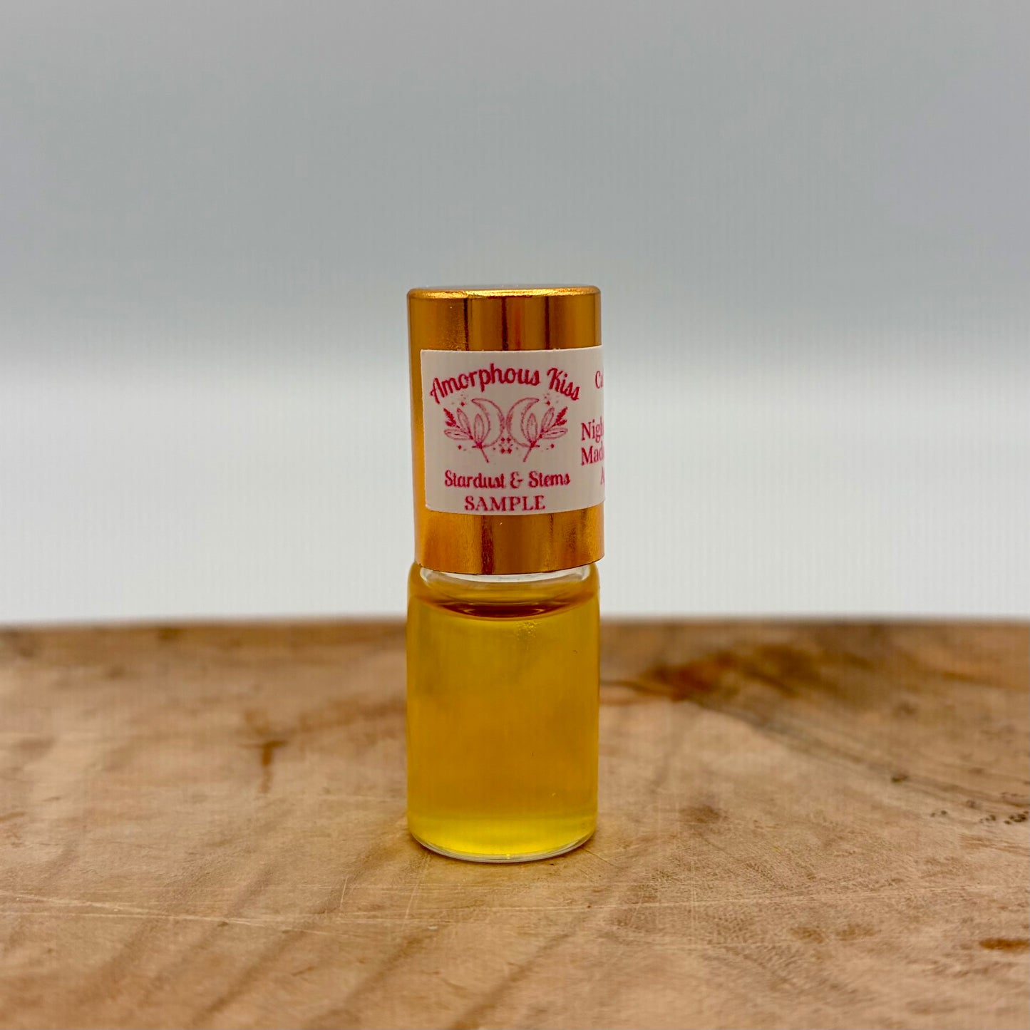 AMORPHOUS KISS | Celestial Love Perfume with Bergamot, Rose, Vanilla & Sandalwood