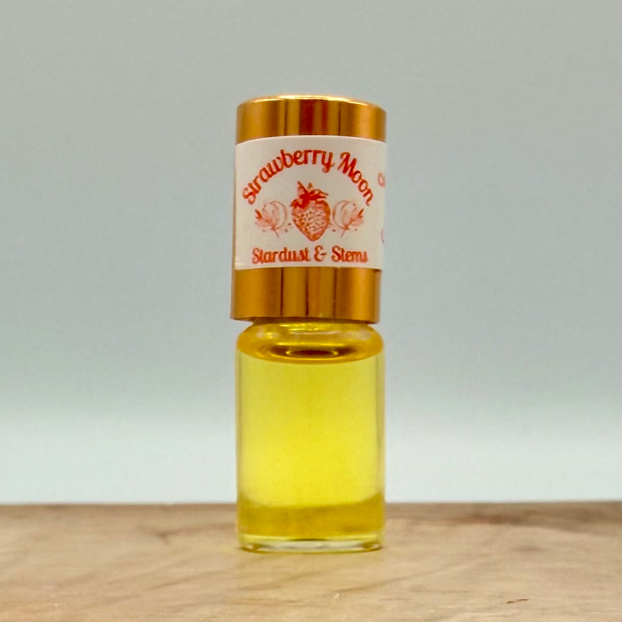 STRAWBERRY MOON- Neroli Blossom, Calabrian Bergamot Zest, Tangerine Nectar, Candied Orange Peel, Wild Strawberry, Aged Atlas Cedar