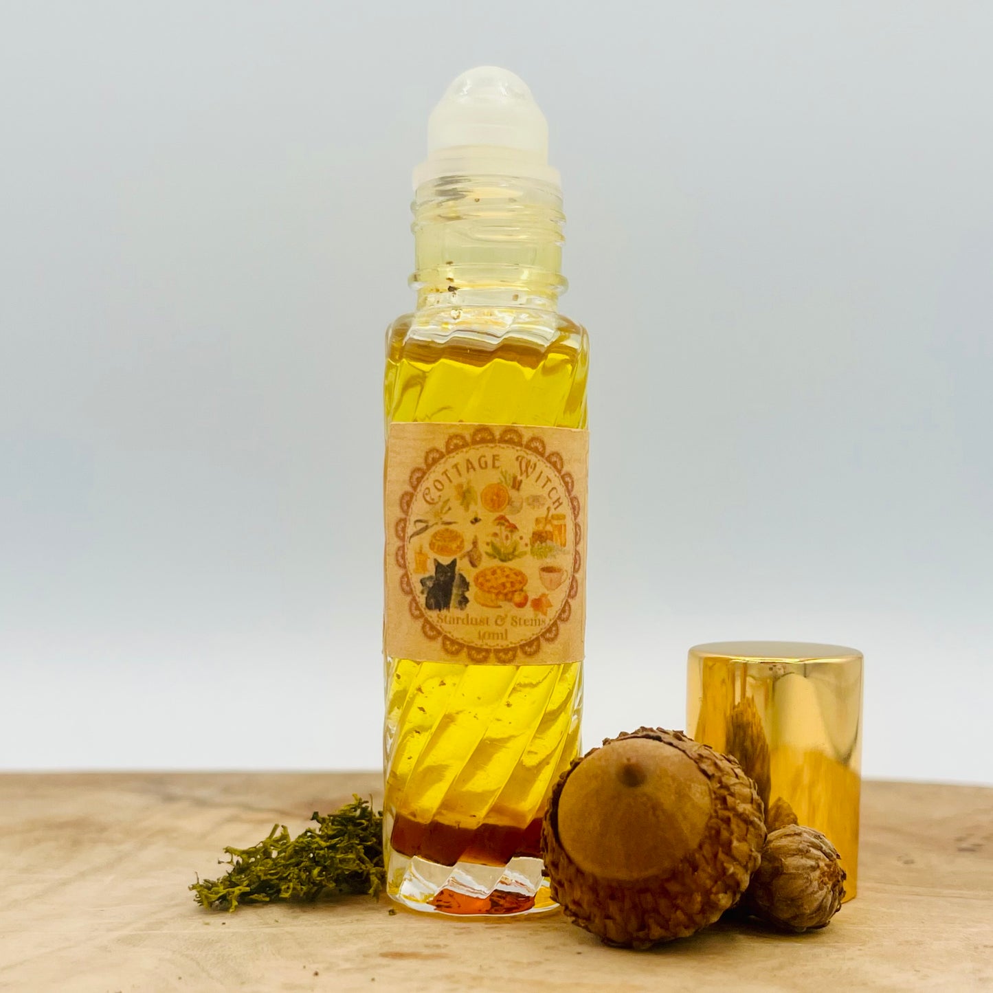 COTTAGE WITCH- Aged Oak, Spiced Pastry, Crisp Orchard Fruits, Whisky and Cream