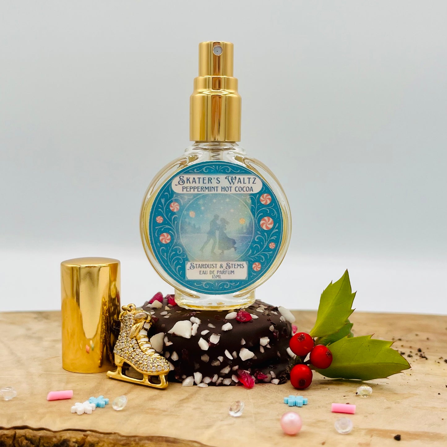 SKATER'S WALTZ – Winter Perfume • Peppermint Hot Cocoa • Frosty Gourmand Woods