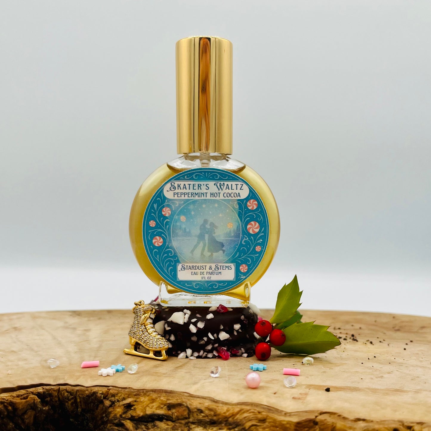 SKATER'S WALTZ – Winter Perfume • Peppermint Hot Cocoa • Frosty Gourmand Woods