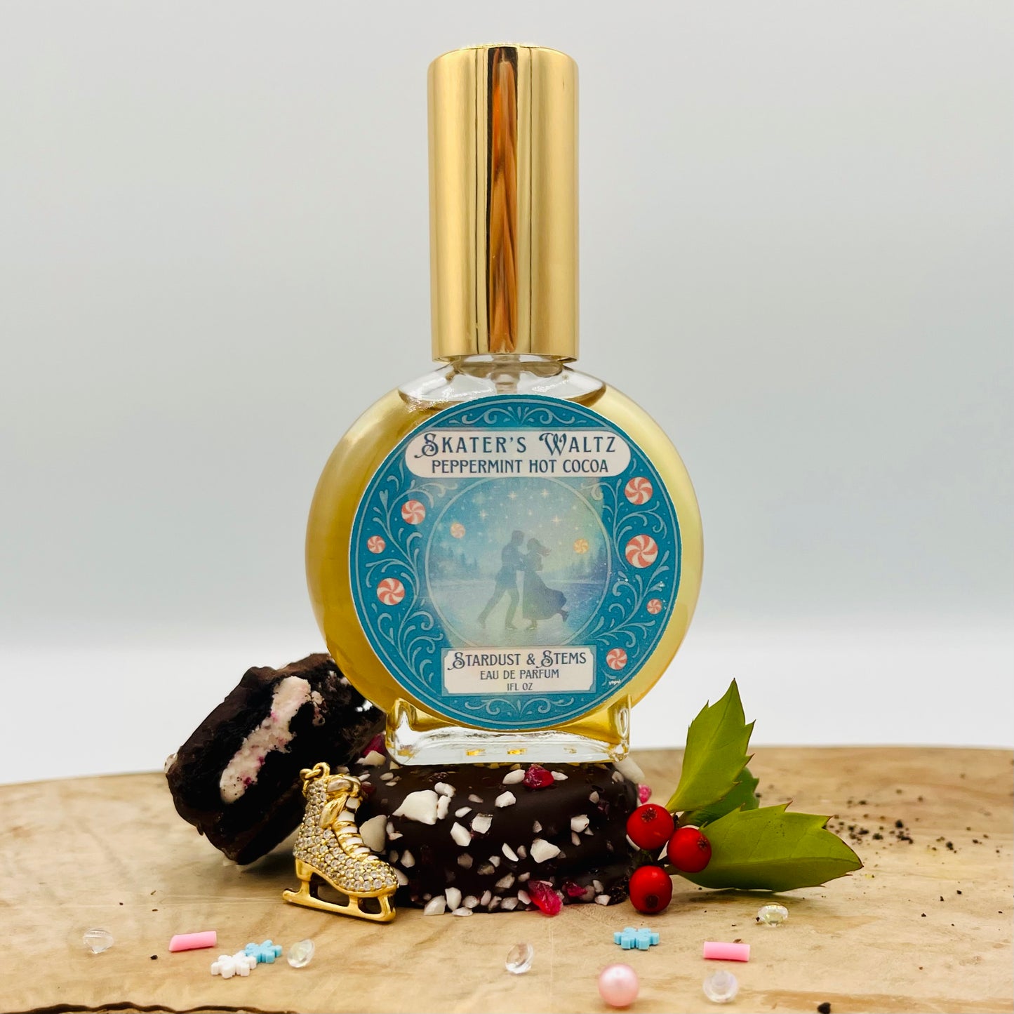 SKATER'S WALTZ – Winter Perfume • Peppermint Hot Cocoa • Frosty Gourmand Woods