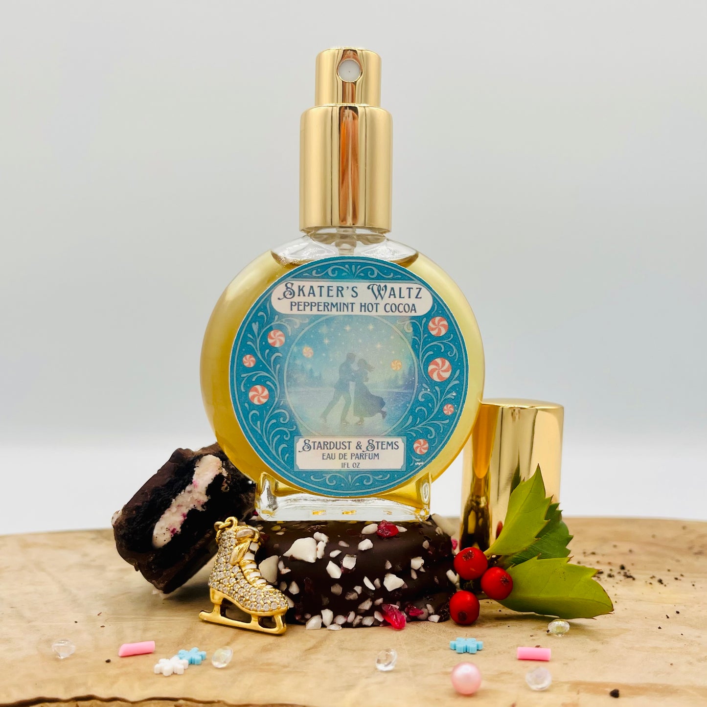 SKATER'S WALTZ – Winter Perfume • Peppermint Hot Cocoa • Frosty Gourmand Woods
