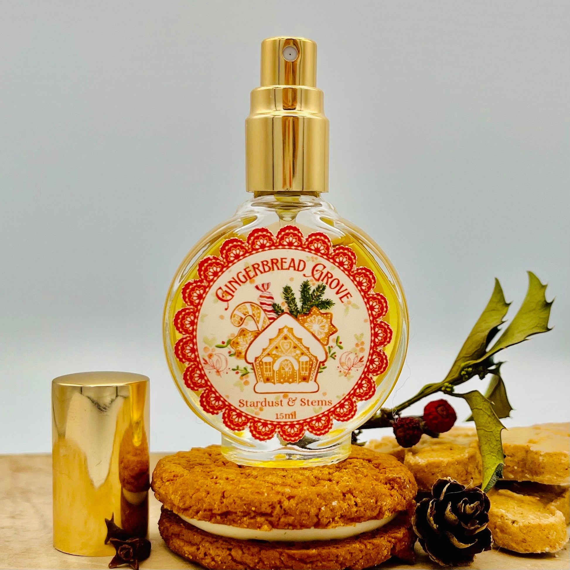 GINGERBREAD GROVE Ginger Perfume Oil, Seasonal Essential Oil, Cinnamon, Clove, Buttery Christmas Cake & Gingerbread Snap Scent, Magical Gift