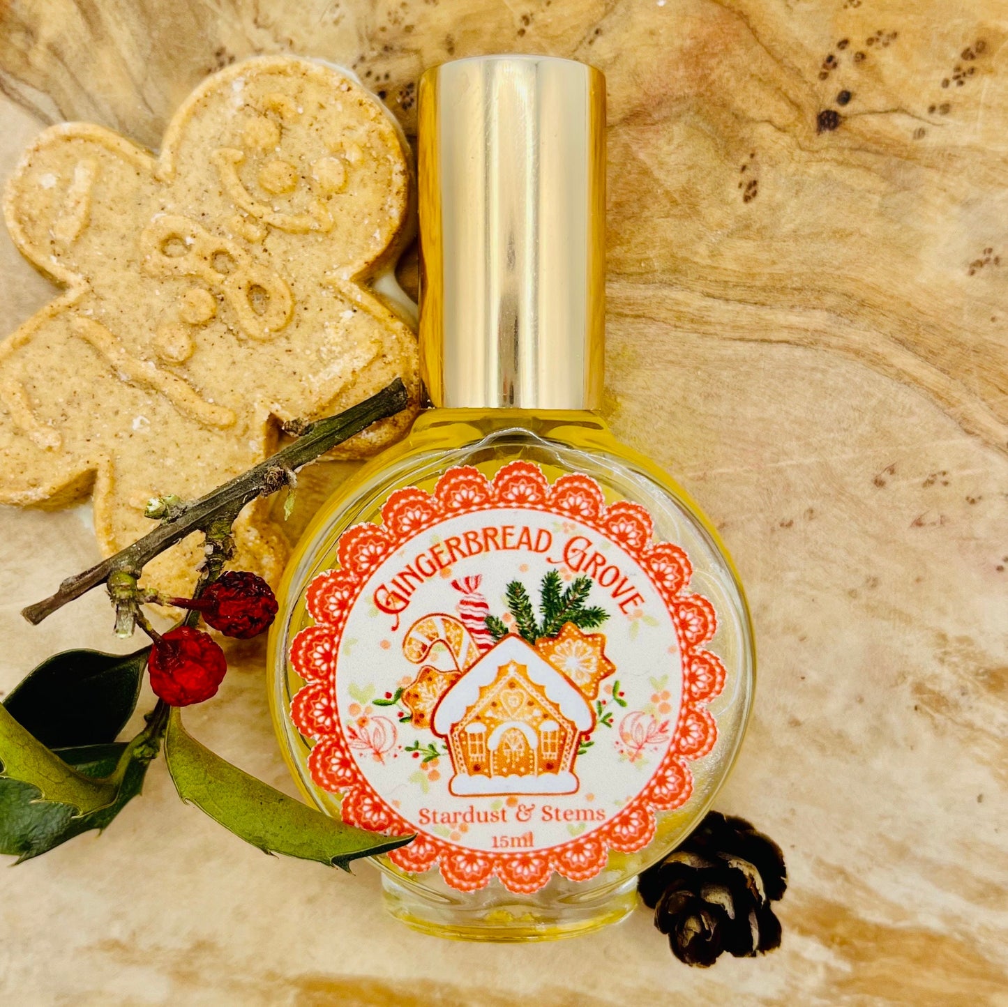 GINGERBREAD GROVE Ginger Perfume Oil, Seasonal Essential Oil, Cinnamon, Clove, Buttery Christmas Cake & Gingerbread Snap Scent, Magical Gift